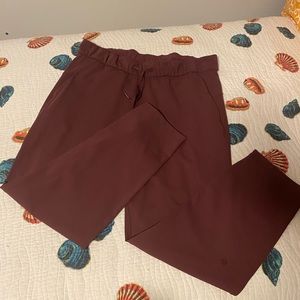 Burgundy lululemon pant